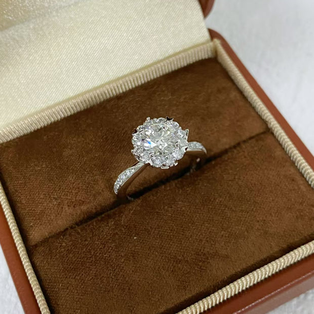 #04#1.02ct D VVS2 花のようなハローセッティングラボダイヤリング｜無改色・IGI認定ダイヤ × PT950リング