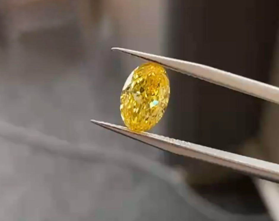 ラボグロウンダイヤモンドリング 2ct VS1 Fancy Vivid Yellow