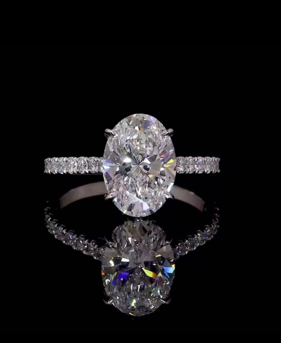 4.01ct Dカラー VS1 オーバル ハーフエタニティ リング｜無改色ラボダイヤ・IGI認定・PT950