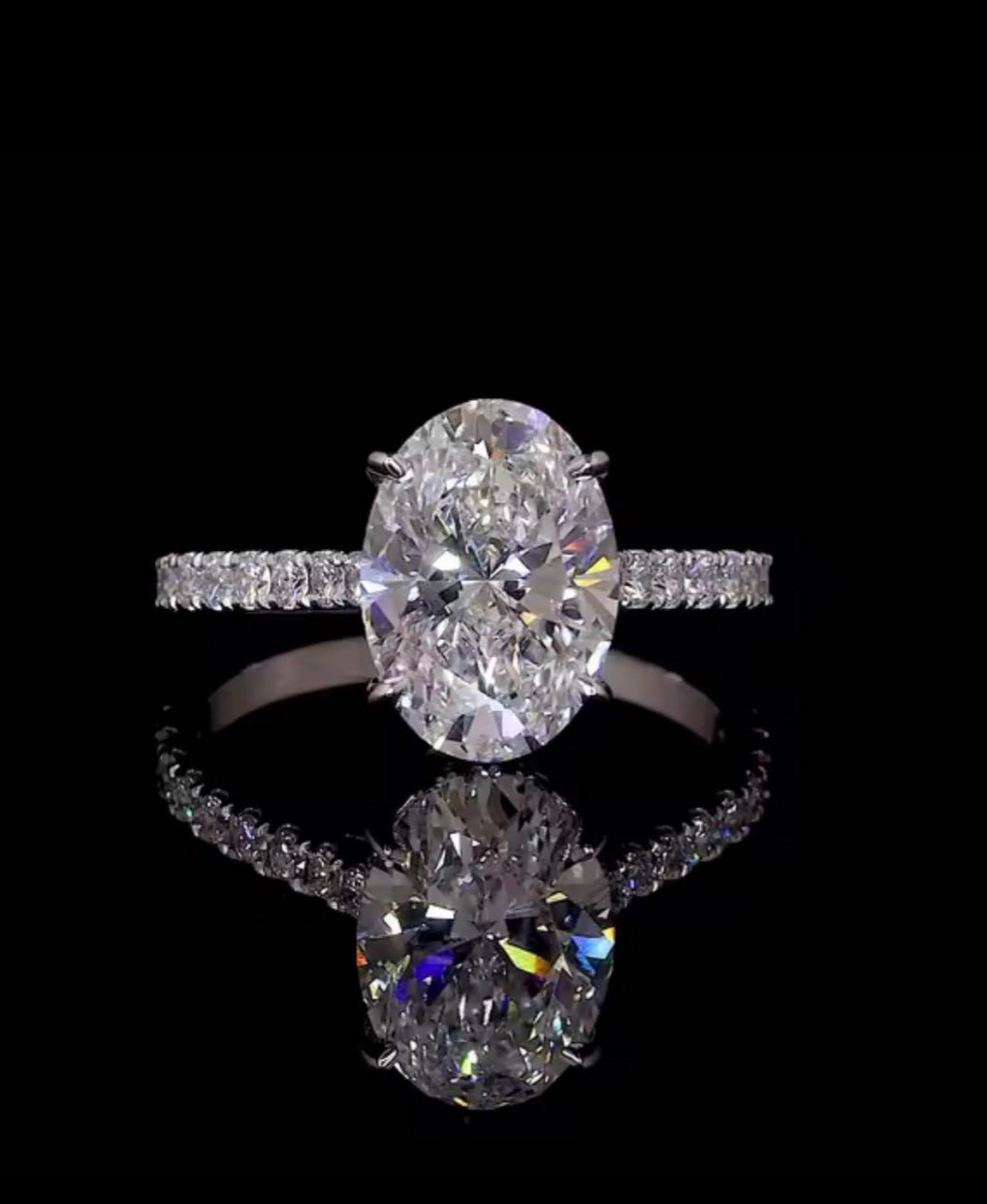 4.01ct Dカラー VS1 オーバル ハーフエタニティ リング｜無改色ラボダイヤ・IGI認定・PT950