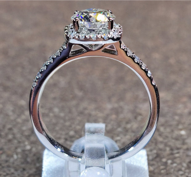 ラボグロウンダイヤモンドリング 無改色2.0ct D VS1 IDEAL PT950 脇石0.8ct IGI鑑定書付