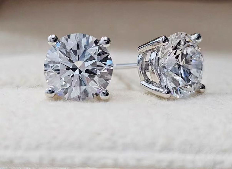 #c&d#1.05ct×2 D VVS2 上品に輝くラボダイアピアス（10％割引中）｜無改色・IGI認定ラボダイヤ × PT950ピアス