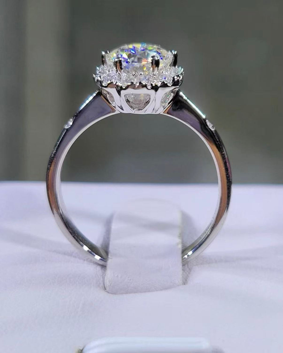 #27#1.06ct Ｆ VVS2 花形ハロー ラウンドカットリング｜無改色・IGI認定ダイヤ × PT950リング