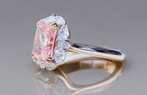 #order-02#2.05ct ピンクダイヤモンド・スクエアカット・ハローリング